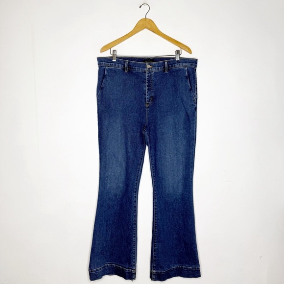 Ann Taylor The Flare Denim Trouser Jeans Size 16 - Picture 1 of 7